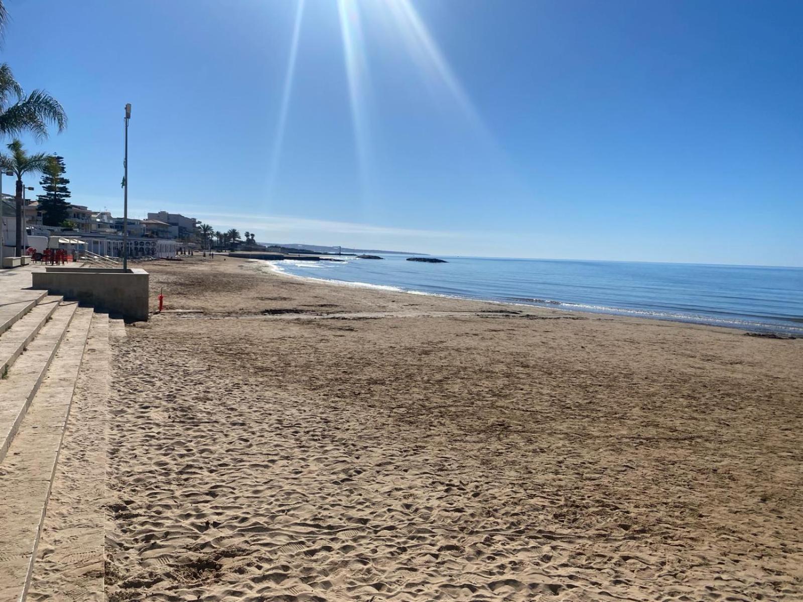 Appartamenti Amelia E Corrado Marina di Ragusa Exterior foto